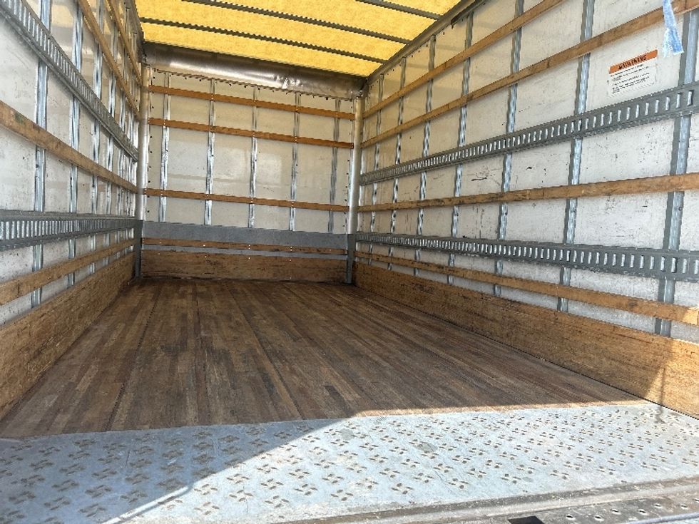 Light Duty Box Truck-Light and Medium Duty Trucks-Isuzu-2021-NPR EFI-Tampa-FL-132,771\n\t\tmiles-$ 36,750 - Image 11
