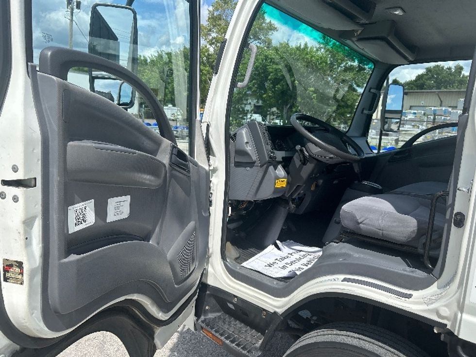 Light Duty Box Truck-Light and Medium Duty Trucks-Isuzu-2021-NPR EFI-Tampa-FL-132,771\n\t\tmiles-$ 36,750 - Image 16