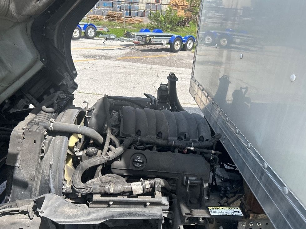 Light Duty Box Truck-Light and Medium Duty Trucks-Isuzu-2021-NPR EFI-Tampa-FL-132,771\n\t\tmiles-$ 36,750 - Image 24