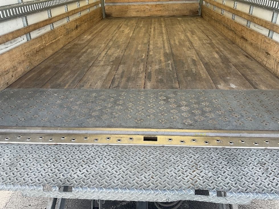 Light Duty Box Truck-Light and Medium Duty Trucks-Isuzu-2021-NPR EFI-Tampa-FL-95,768\n\t\tmiles-$ 40,000 - Image 10