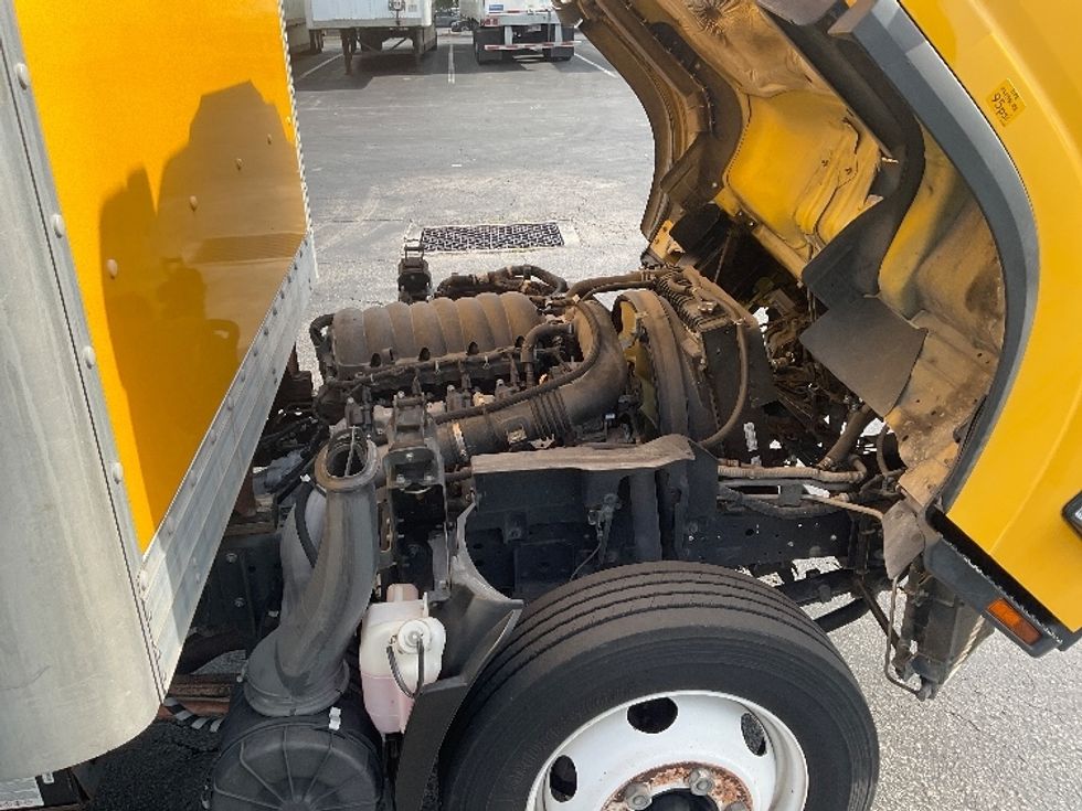 Light Duty Box Truck-Light and Medium Duty Trucks-Isuzu-2021-NPR EFI-Tampa-FL-95,768\n\t\tmiles-$ 40,000 - Image 23