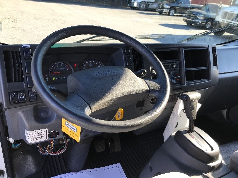 Light Duty Box Truck-Light and Medium Duty Trucks-Isuzu-2021-NPR EFI-Tampa-FL-97,193\n\t\tmiles-$ 40,750 - Image 17
