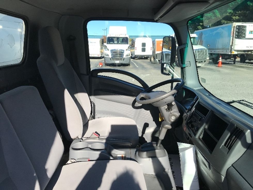 Light Duty Box Truck-Light and Medium Duty Trucks-Isuzu-2021-NPR EFI-Tampa-FL-97,193\n\t\tmiles-$ 40,750 - Image 22