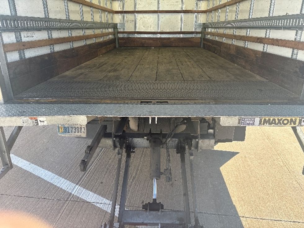 Light Duty Box Truck-Light and Medium Duty Trucks-Isuzu-2021-NPR EFI-Torrance-CA-128,746\n\t\tmiles-$ 35,250 - Image 10