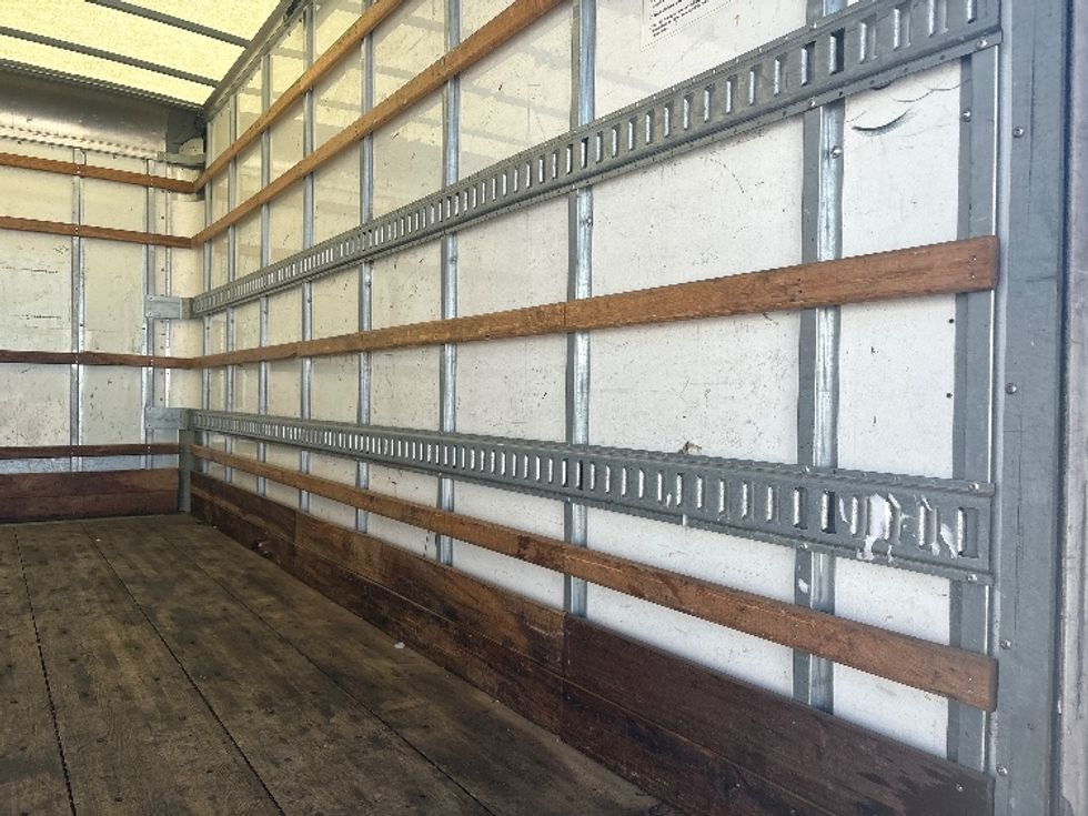 Light Duty Box Truck-Light and Medium Duty Trucks-Isuzu-2021-NPR EFI-Torrance-CA-128,746\n\t\tmiles-$ 35,250 - Image 12