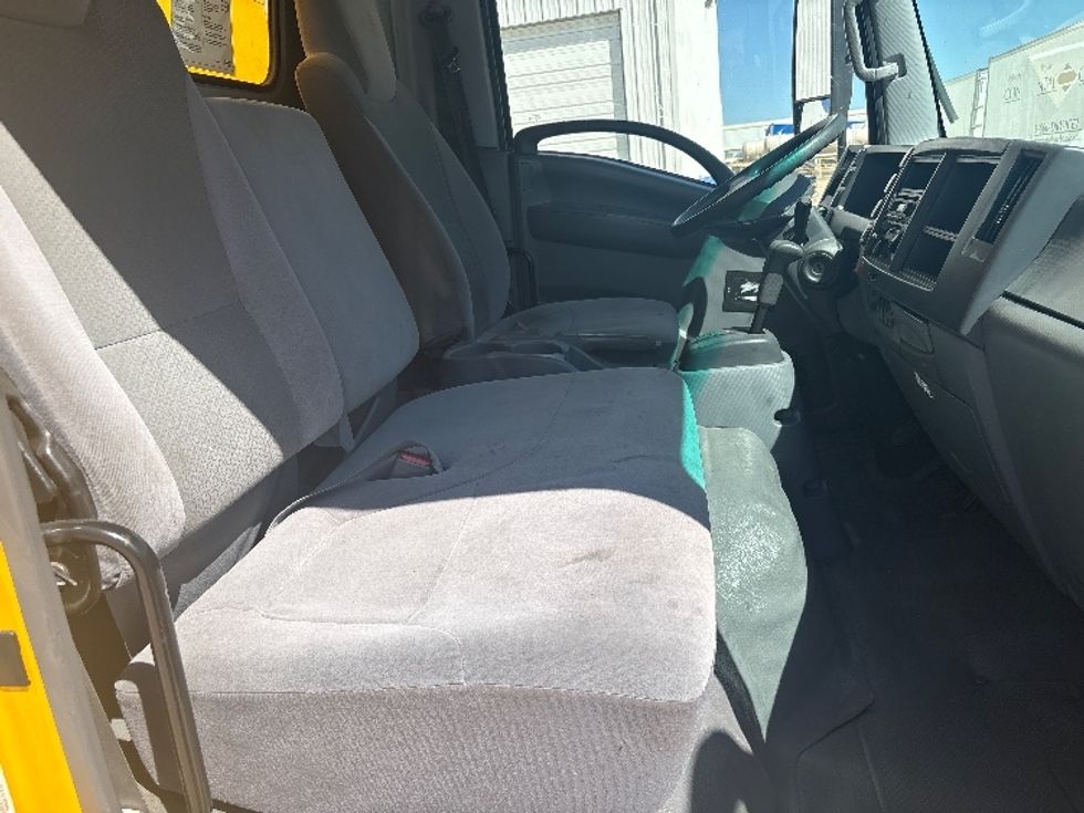 Light Duty Box Truck-Light and Medium Duty Trucks-Isuzu-2021-NPR EFI-Torrance-CA-128,746\n\t\tmiles-$ 35,250 - Image 22