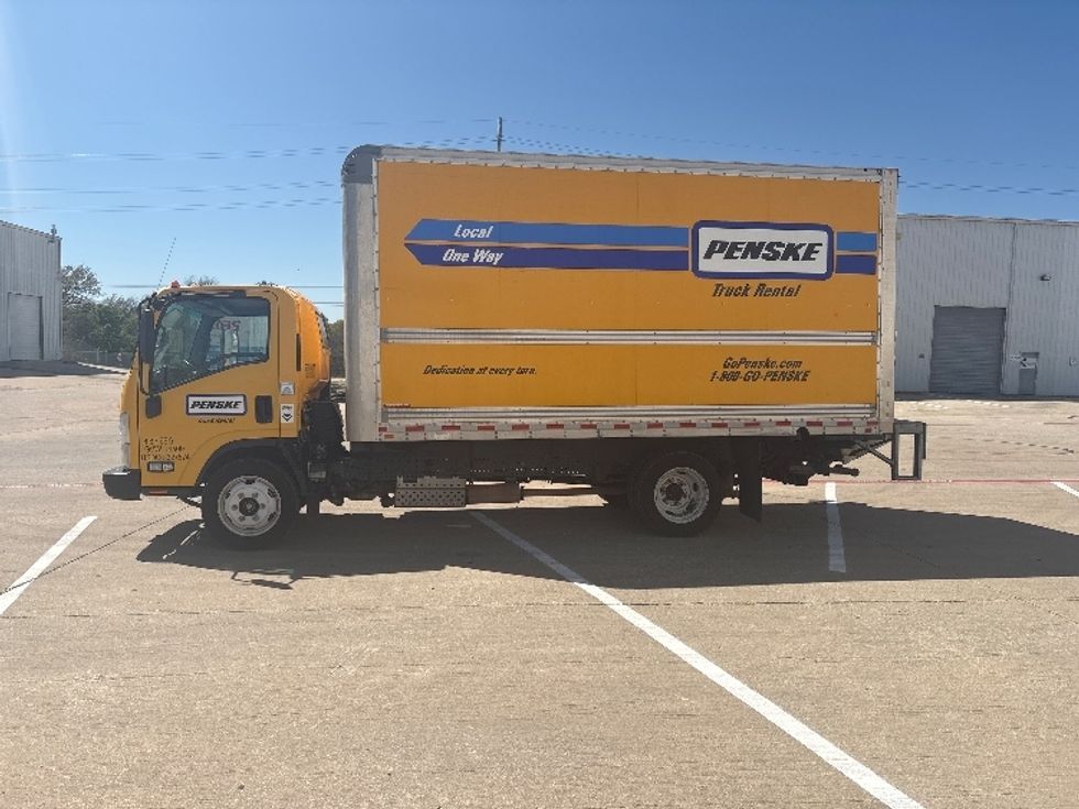 Light Duty Box Truck-Light and Medium Duty Trucks-Isuzu-2021-NPR EFI-Torrance-CA-128,746\n\t\tmiles-$ 35,250 - Image 4