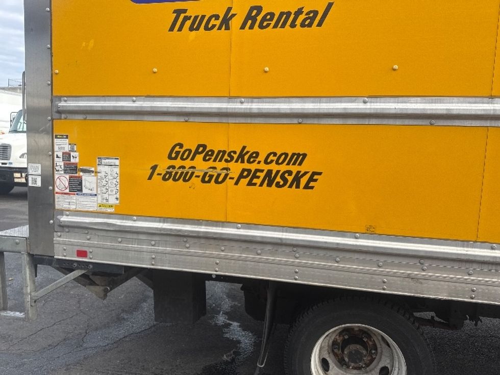 Light Duty Box Truck-Light and Medium Duty Trucks-Isuzu-2021-NPR EFI-West Babylon-NY-112,052\n\t\tmiles-$ 34,000 - Image 26