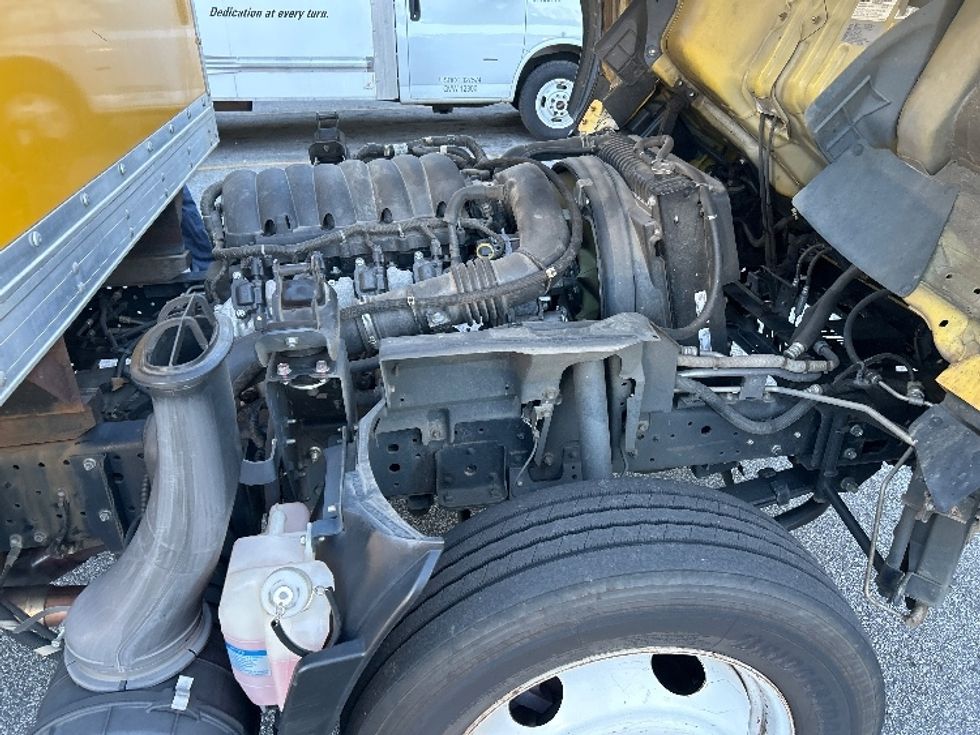 Light Duty Box Truck-Light and Medium Duty Trucks-Isuzu-2021-NPR EFI-West Columbia-SC-108,487\n\t\tmiles-$ 36,250 - Image 23