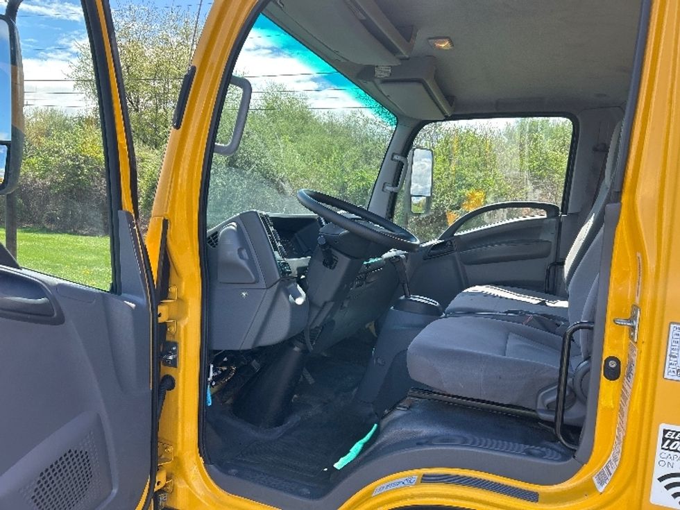 Light Duty Box Truck-Light and Medium Duty Trucks-Isuzu-2021-NPR EFI-White Deer-PA-104,732\n\t\tmiles-$ 37,500 - Image 16