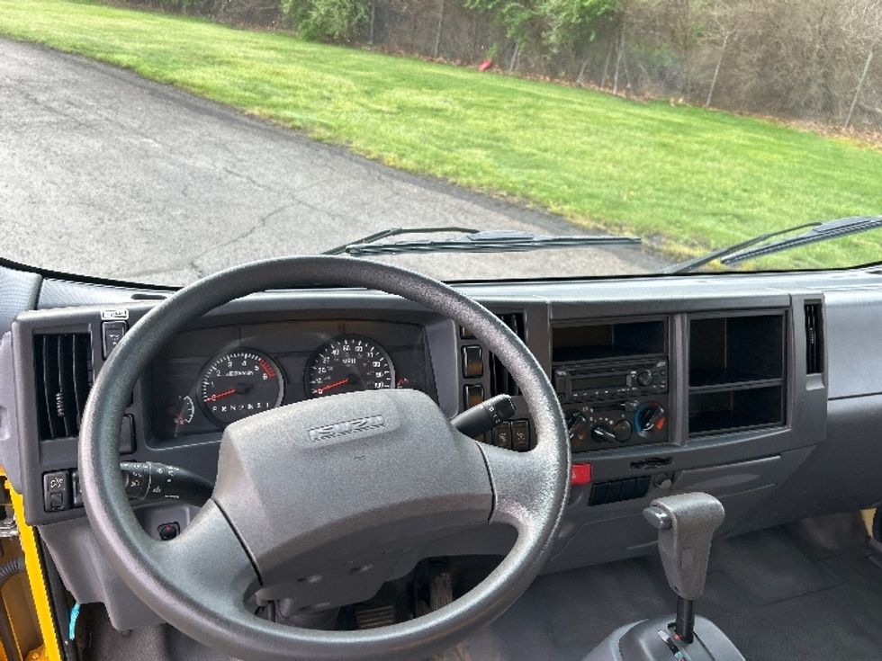 Light Duty Box Truck-Light and Medium Duty Trucks-Isuzu-2021-NPR EFI-White Deer-PA-104,732\n\t\tmiles-$ 37,500 - Image 17