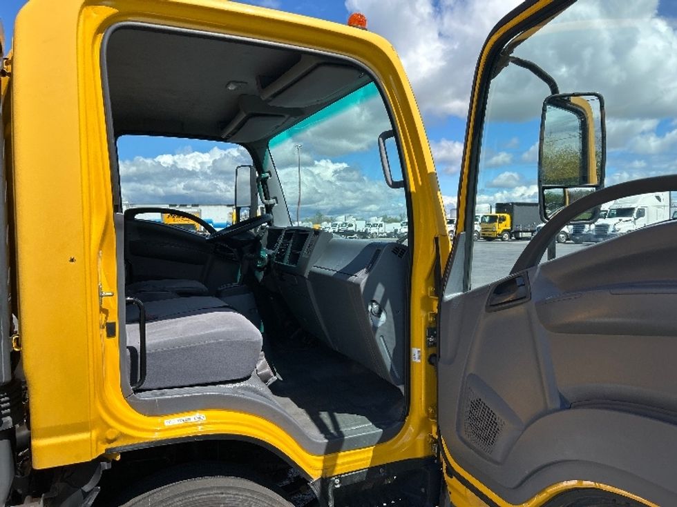 Light Duty Box Truck-Light and Medium Duty Trucks-Isuzu-2021-NPR EFI-White Deer-PA-104,732\n\t\tmiles-$ 37,500 - Image 20