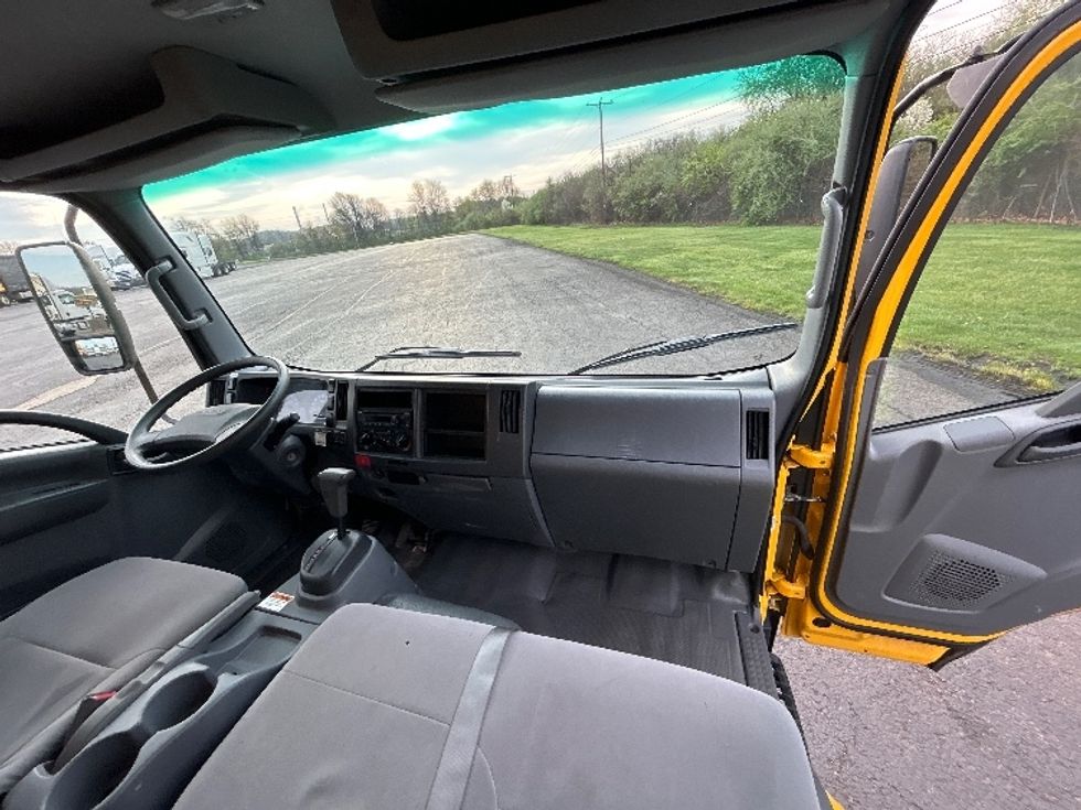 Light Duty Box Truck-Light and Medium Duty Trucks-Isuzu-2021-NPR EFI-White Deer-PA-104,732\n\t\tmiles-$ 37,500 - Image 21
