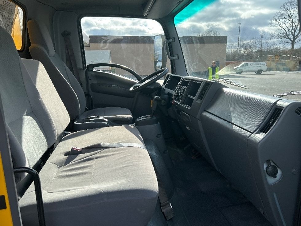 Light Duty Box Truck-Light and Medium Duty Trucks-Isuzu-2021-NPR EFI-White Deer-PA-108,407\n\t\tmiles-$ 37,000 - Image 22