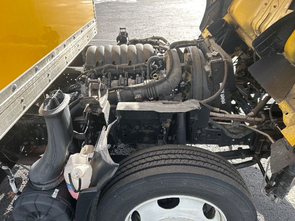 Light Duty Box Truck-Light and Medium Duty Trucks-Isuzu-2021-NPR EFI-White Deer-PA-108,407\n\t\tmiles-$ 37,000 - Image 23