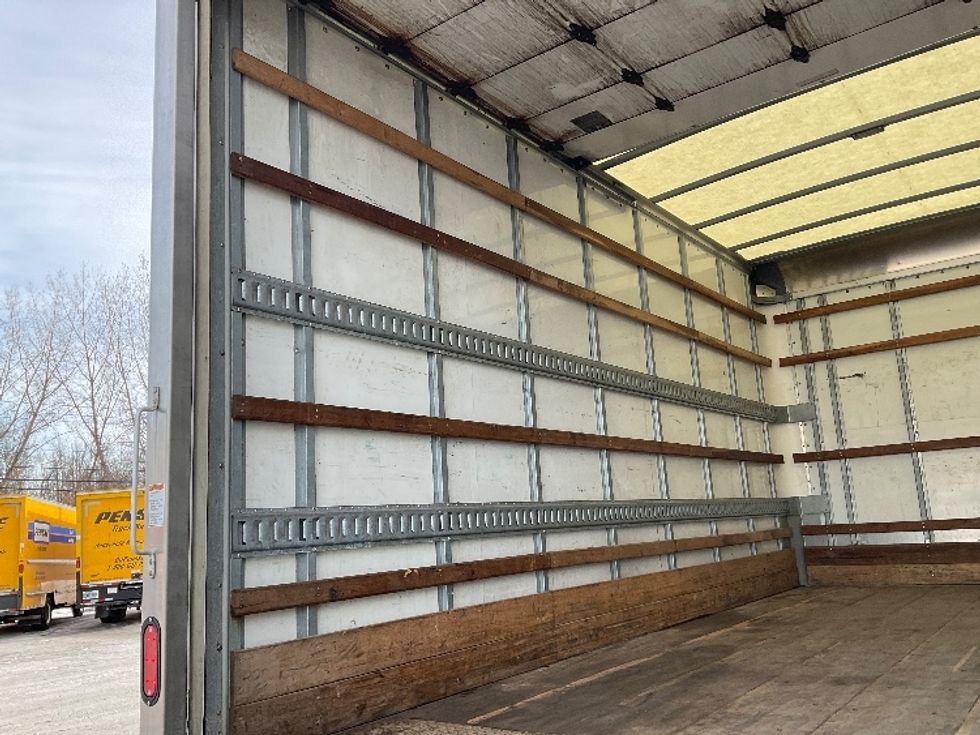 Light Duty Box Truck-Light and Medium Duty Trucks-Isuzu-2021-NPR EFI-Whitesboro-NY-109,225\n\t\tmiles-$ 35,750 - Image 11