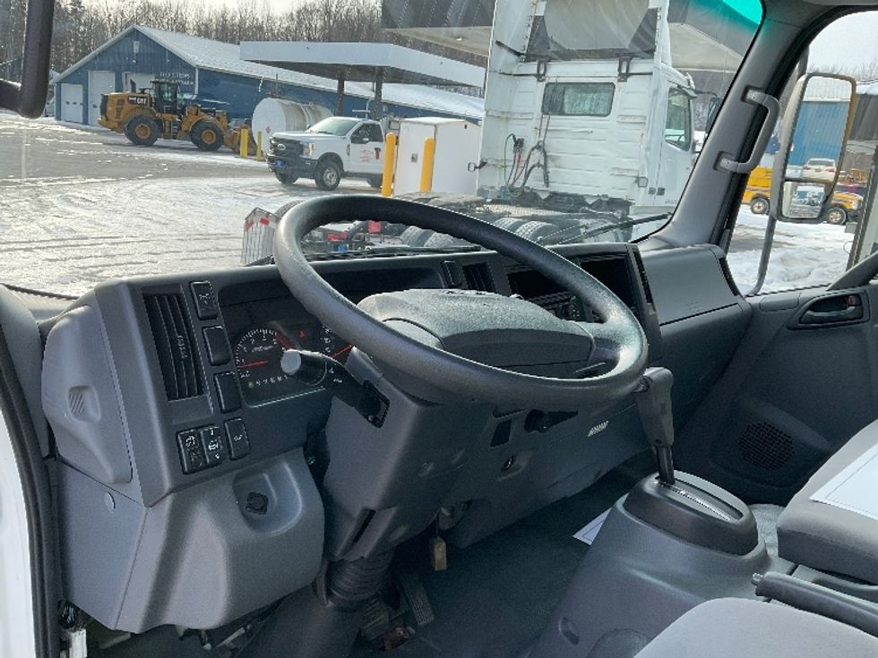 Light Duty Box Truck-Light and Medium Duty Trucks-Isuzu-2021-NPR EFI-Whitesboro-NY-109,225\n\t\tmiles-$ 35,750 - Image 17