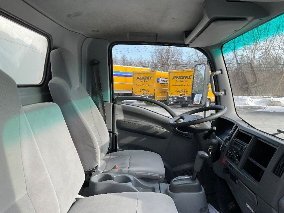Light Duty Box Truck-Light and Medium Duty Trucks-Isuzu-2021-NPR EFI-Whitesboro-NY-109,225\n\t\tmiles-$ 35,750 - Image 22