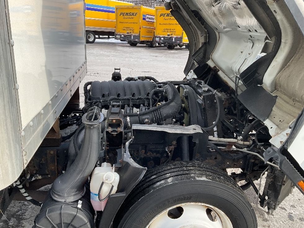 Light Duty Box Truck-Light and Medium Duty Trucks-Isuzu-2021-NPR EFI-Whitesboro-NY-109,225\n\t\tmiles-$ 35,750 - Image 23