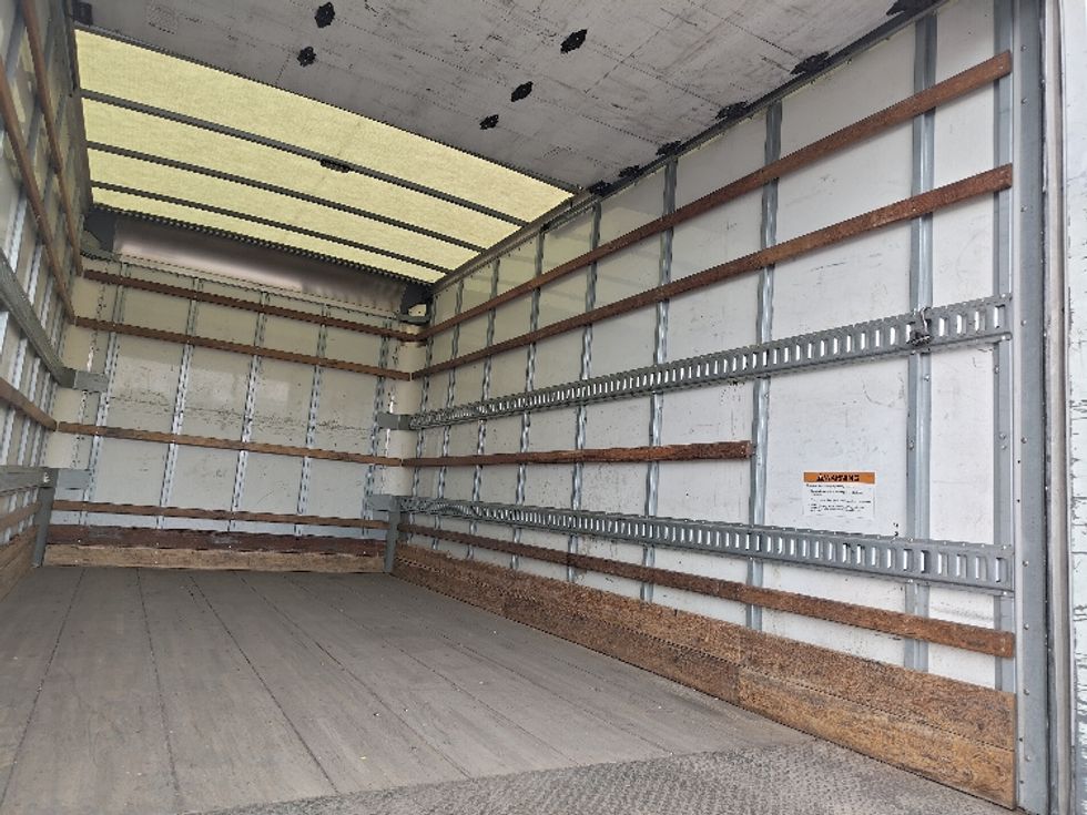 Light Duty Box Truck-Light and Medium Duty Trucks-Isuzu-2021-NPR-El Paso-TX-80,518\n\t\tmiles-$ 48,500 - Image 12