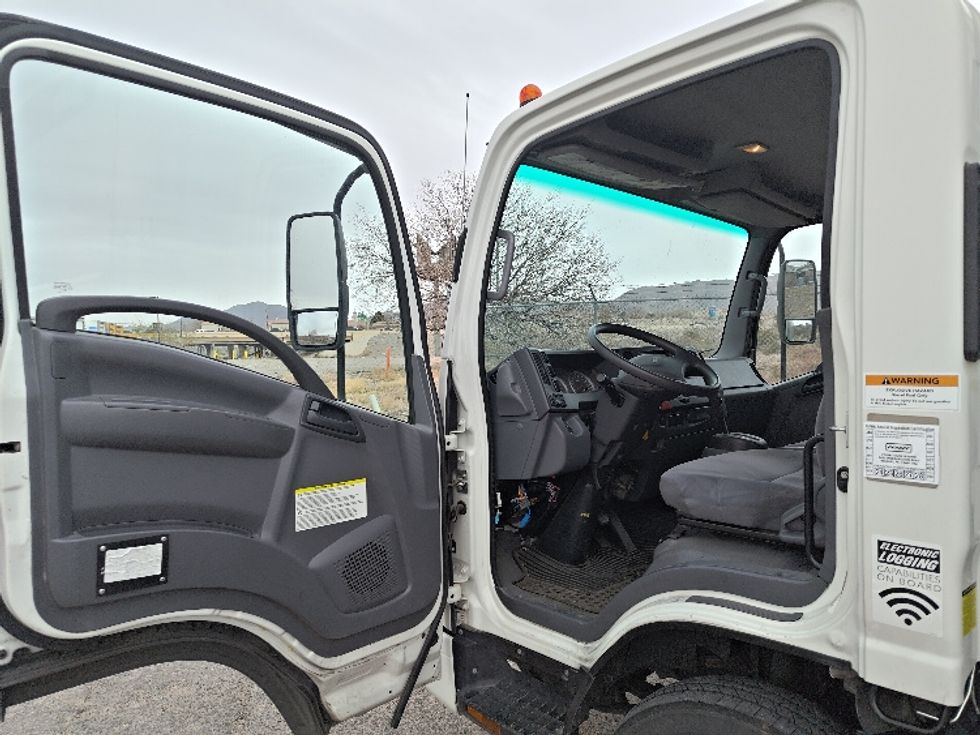 Light Duty Box Truck-Light and Medium Duty Trucks-Isuzu-2021-NPR-El Paso-TX-80,518\n\t\tmiles-$ 48,500 - Image 16