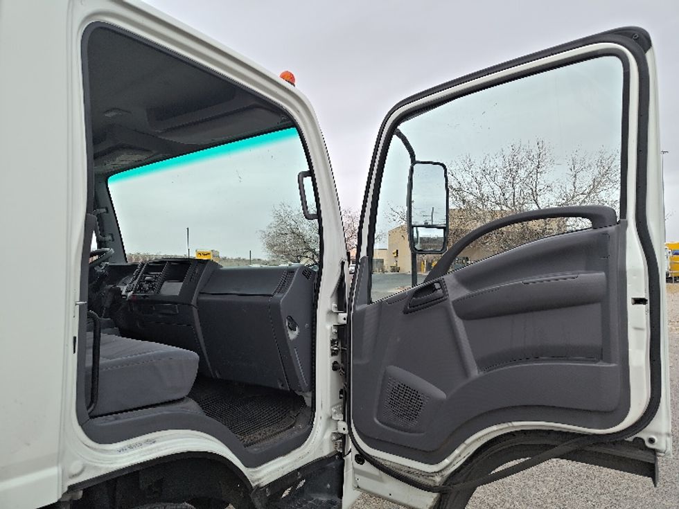 Light Duty Box Truck-Light and Medium Duty Trucks-Isuzu-2021-NPR-El Paso-TX-80,518\n\t\tmiles-$ 48,500 - Image 20