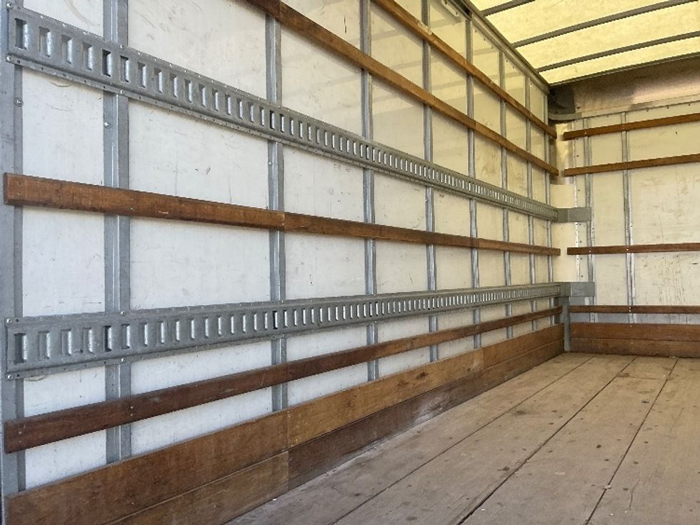 Light Duty Box Truck-Light and Medium Duty Trucks-Isuzu-2021-NPR-El Paso-TX-93,787\n\t\tmiles-$ 47,000 - Image 11