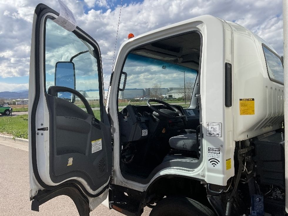 Light Duty Box Truck-Light and Medium Duty Trucks-Isuzu-2021-NPR-El Paso-TX-93,787\n\t\tmiles-$ 47,000 - Image 16