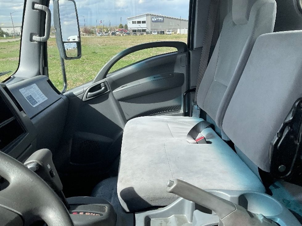 Light Duty Box Truck-Light and Medium Duty Trucks-Isuzu-2021-NPR-El Paso-TX-93,787\n\t\tmiles-$ 47,000 - Image 19