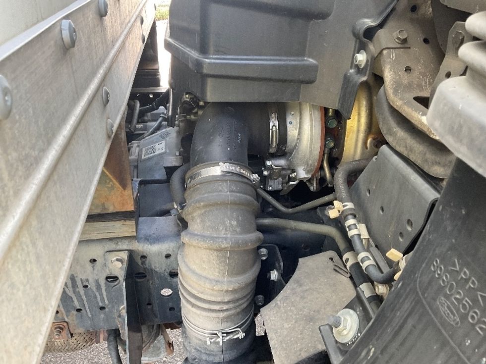 Light Duty Box Truck-Light and Medium Duty Trucks-Isuzu-2021-NPR-El Paso-TX-93,787\n\t\tmiles-$ 47,000 - Image 23