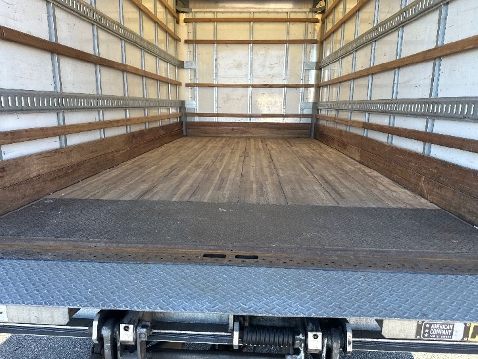 Light Duty Box Truck-Light and Medium Duty Trucks-Isuzu-2021-NPR-Elmsford-NY-91,979\n\t\tmiles-$ 47,000 - Image 10