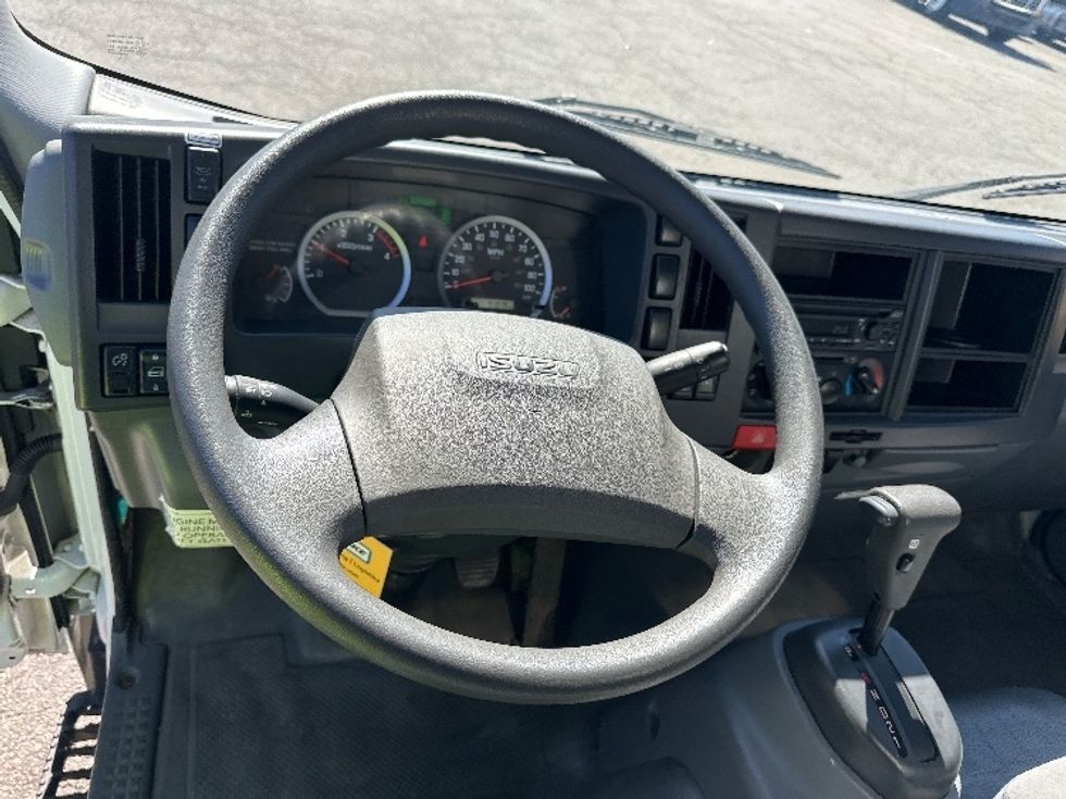 Light Duty Box Truck-Light and Medium Duty Trucks-Isuzu-2021-NPR-Elmsford-NY-91,979\n\t\tmiles-$ 47,000 - Image 17