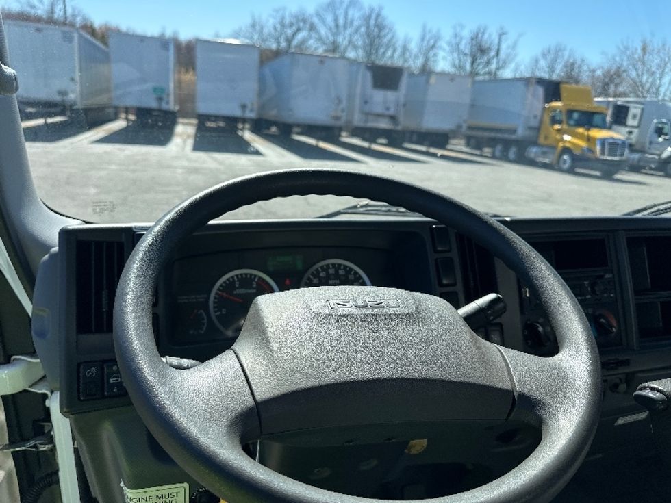 Light Duty Box Truck-Light and Medium Duty Trucks-Isuzu-2021-NPR-Elmsford-NY-91,979\n\t\tmiles-$ 47,000 - Image 18