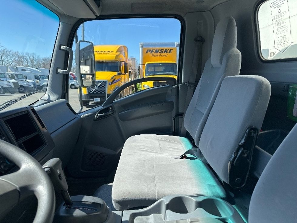 Light Duty Box Truck-Light and Medium Duty Trucks-Isuzu-2021-NPR-Elmsford-NY-91,979\n\t\tmiles-$ 47,000 - Image 19