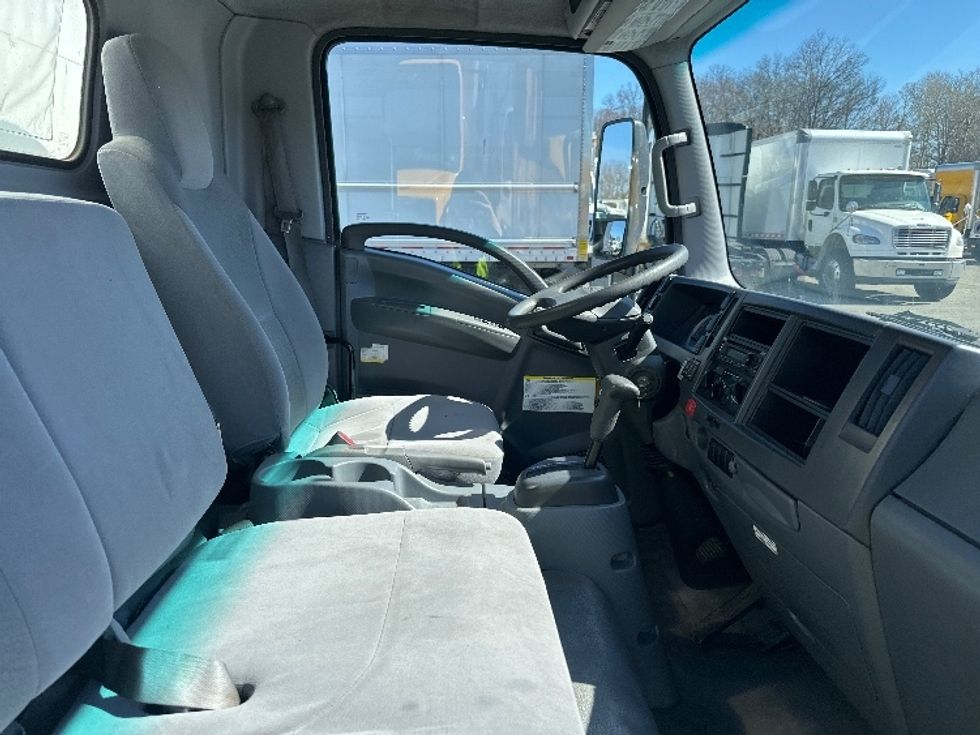 Light Duty Box Truck-Light and Medium Duty Trucks-Isuzu-2021-NPR-Elmsford-NY-91,979\n\t\tmiles-$ 47,000 - Image 22