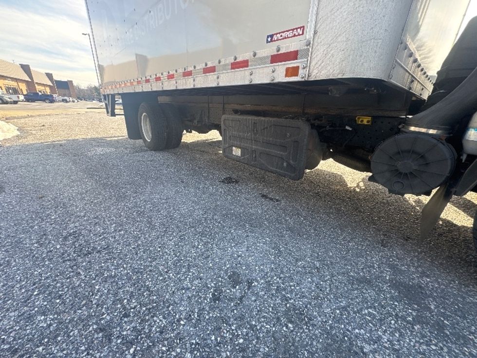Light Duty Box Truck-Light and Medium Duty Trucks-Isuzu-2021-NPR-Essex-MD-183,835\n\t\tmiles-$ 25,500 - Image 13