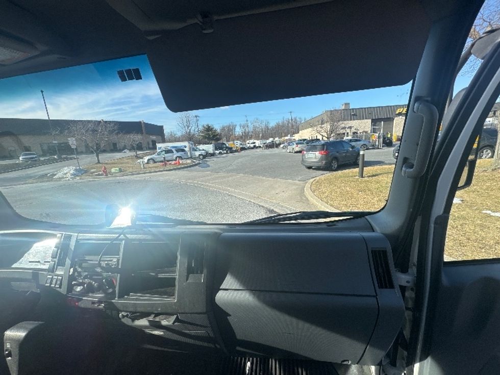 Light Duty Box Truck-Light and Medium Duty Trucks-Isuzu-2021-NPR-Essex-MD-183,835\n\t\tmiles-$ 25,500 - Image 20