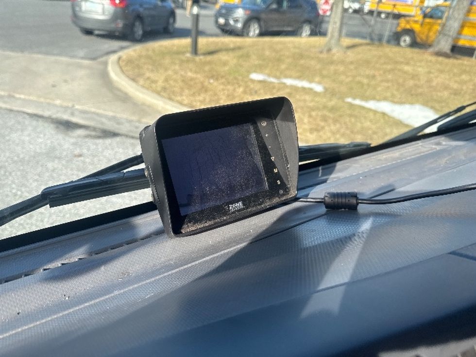 Light Duty Box Truck-Light and Medium Duty Trucks-Isuzu-2021-NPR-Essex-MD-183,835\n\t\tmiles-$ 25,500 - Image 24