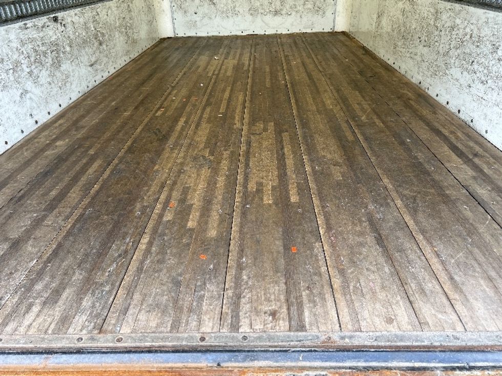 Light Duty Box Truck-Light and Medium Duty Trucks-Isuzu-2021-NPR-Essex-MD-200,456\n\t\tmiles-$ 23,250 - Image 10