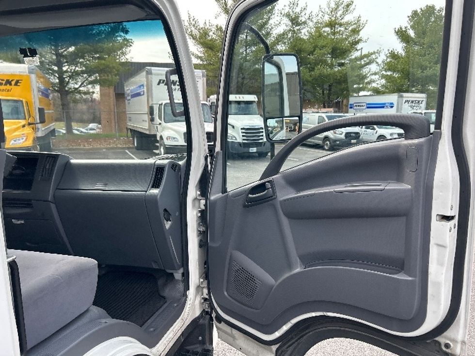 Light Duty Box Truck-Light and Medium Duty Trucks-Isuzu-2021-NPR-Essex-MD-200,456\n\t\tmiles-$ 23,250 - Image 20