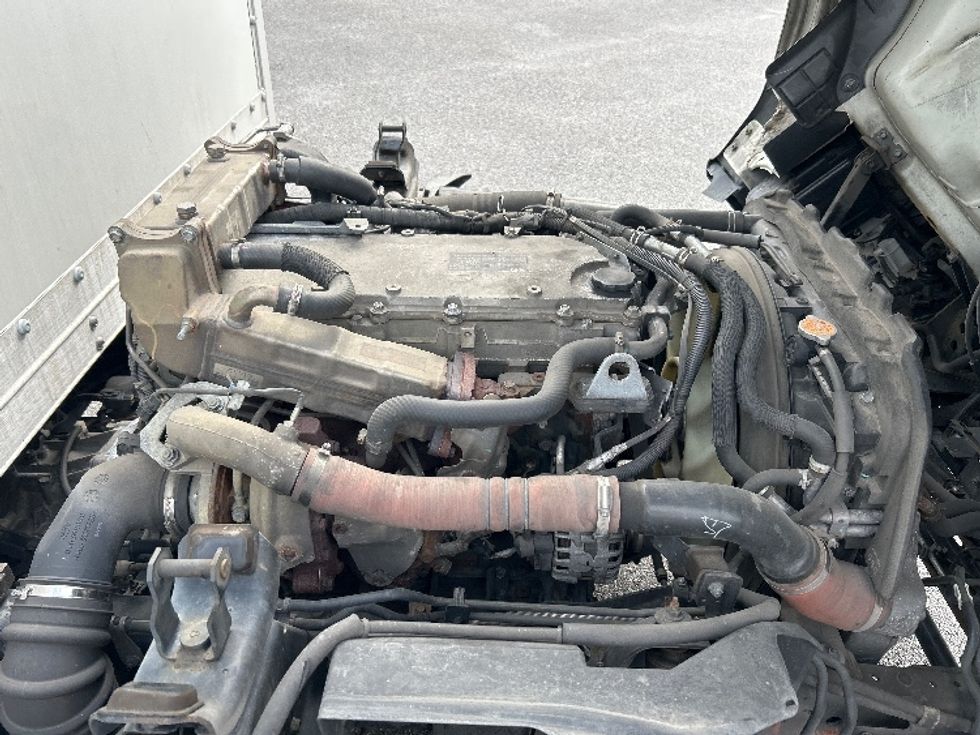 Light Duty Box Truck-Light and Medium Duty Trucks-Isuzu-2021-NPR-Essex-MD-200,456\n\t\tmiles-$ 23,250 - Image 24