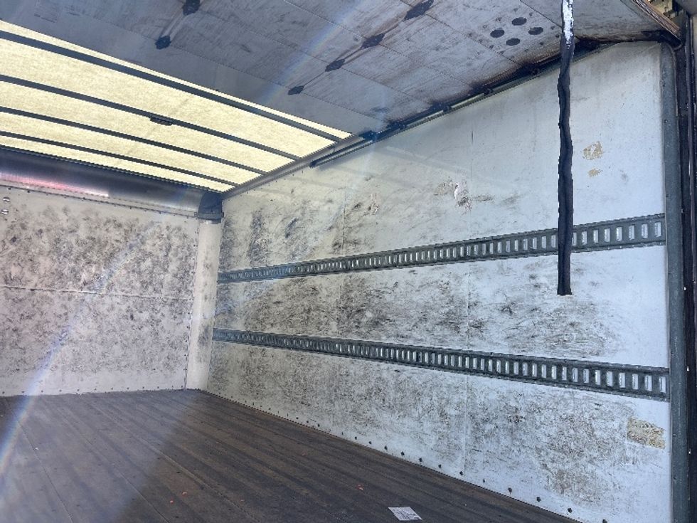 Light Duty Box Truck-Light and Medium Duty Trucks-Isuzu-2021-NPR-Essex-MD-207,764\n\t\tmiles-$ 23,250 - Image 10