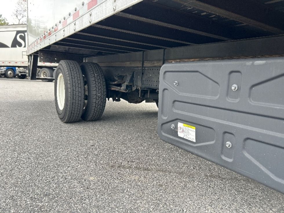 Light Duty Box Truck-Light and Medium Duty Trucks-Isuzu-2021-NPR-Essex-MD-228,388\n\t\tmiles-$ 20,250 - Image 14