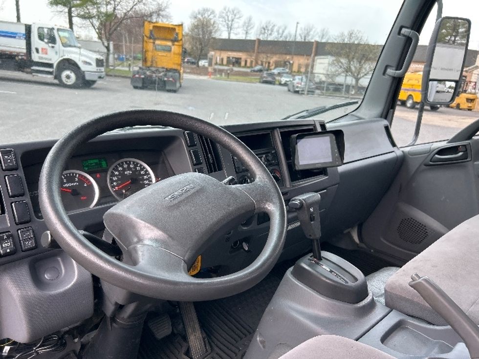 Light Duty Box Truck-Light and Medium Duty Trucks-Isuzu-2021-NPR-Essex-MD-228,388\n\t\tmiles-$ 20,250 - Image 17