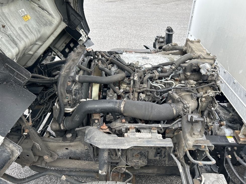 Light Duty Box Truck-Light and Medium Duty Trucks-Isuzu-2021-NPR-Essex-MD-228,388\n\t\tmiles-$ 20,250 - Image 23