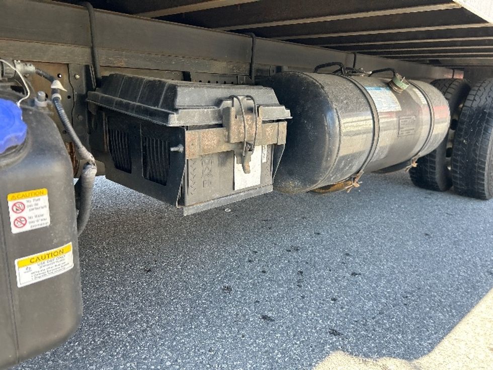 Light Duty Box Truck-Light and Medium Duty Trucks-Isuzu-2021-NPR-Essex-MD-245,350\n\t\tmiles-$ 23,250 - Image 5