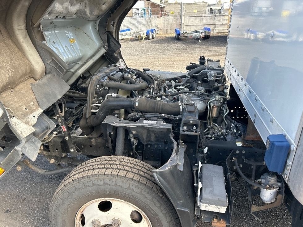 Light Duty Box Truck-Light and Medium Duty Trucks-Isuzu-2021-NPR-Flagstaff-AZ-98,581\n\t\tmiles-$ 46,250 - Image 22