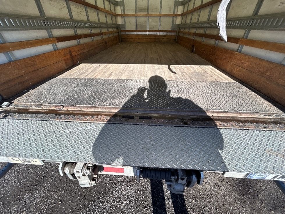 Light Duty Box Truck-Light and Medium Duty Trucks-Isuzu-2021-NPR-Flagstaff-AZ-98,581\n\t\tmiles-$ 46,250 - Image 9