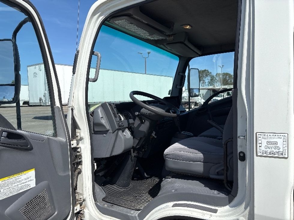Light Duty Box Truck-Light and Medium Duty Trucks-Isuzu-2021-NPR-Fresno-CA-102,677\n\t\tmiles-$ 48,000 - Image 15