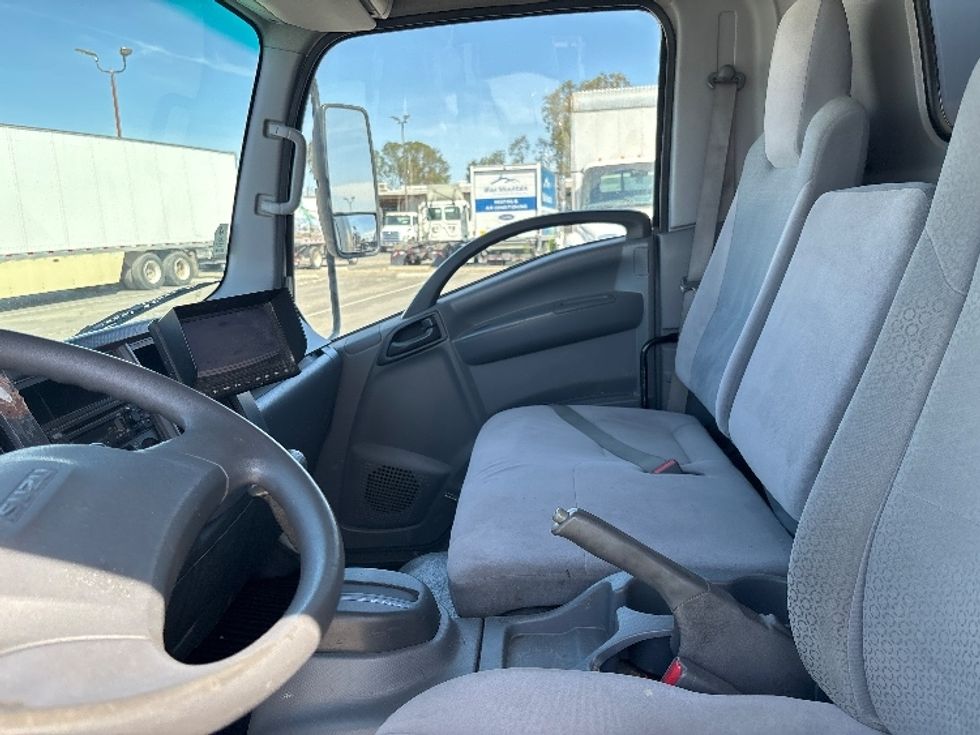 Light Duty Box Truck-Light and Medium Duty Trucks-Isuzu-2021-NPR-Fresno-CA-102,677\n\t\tmiles-$ 48,000 - Image 18